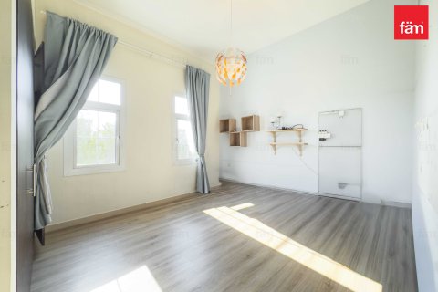 Vila di Dubai, UAE 3 bilik tidur, 332 meter persegi № 685898 - foto 9