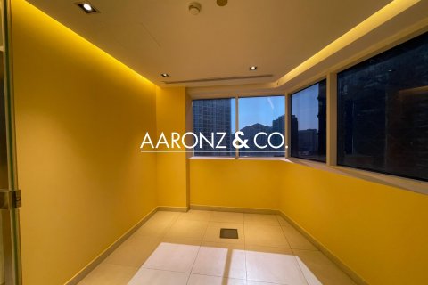 Birojs Business Bay, Dubaijā, AAE 95 m2 Nr. 679393 - attēls 8