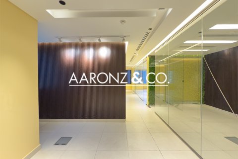 Birojs Business Bay, Dubaijā, AAE 95 m2 Nr. 679393 - attēls 8