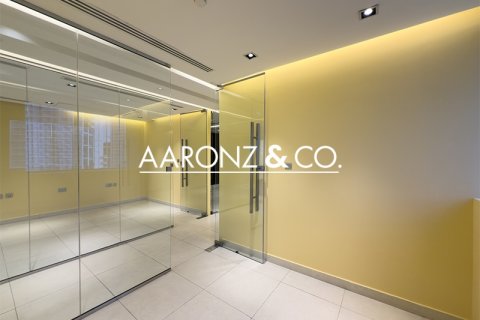 Birojs Business Bay, Dubaijā, AAE 95 m2 Nr. 679393 - attēls 2