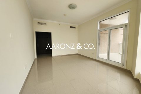 Apartman u Arjan, Dubai, UAE 3 spavaćih soba, 187 m2 Br. 679394 - fotografija 13