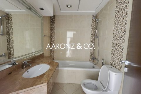 Apartman u Arjan, Dubai, UAE 3 spavaćih soba, 187 m2 Br. 679394 - fotografija 20
