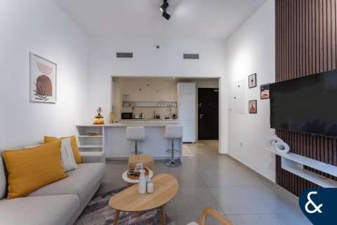 Apartment in Dubai Marina, Dubai, UAE 1 bedroom, 61 sq.m. № 698067 - photo 8