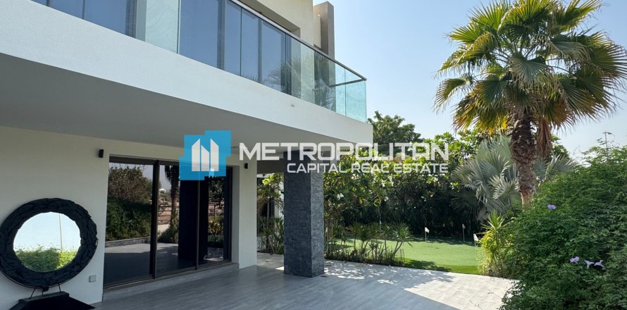 Vila na Yas Island, Abu Dhabi, UAE 4 spavaće sobe, 663.2 m2 Br. 651827