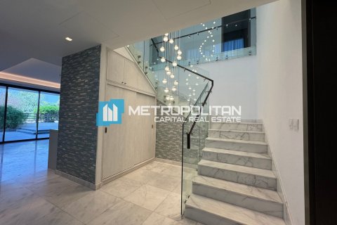 Vila na Yas Island, Abu Dhabi, UAE 4 spavaće sobe, 663.2 m2 Br. 651827 - Slika 12