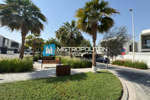 Vila na Yas Island, Abu Dhabi, UAE 4 spavaće sobe, 663.2 m2 Br. 651827 - Slika 19