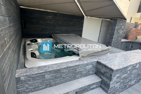 Vila na Yas Island, Abu Dhabi, UAE 4 spavaće sobe, 663.2 m2 Br. 651827 - Slika 17