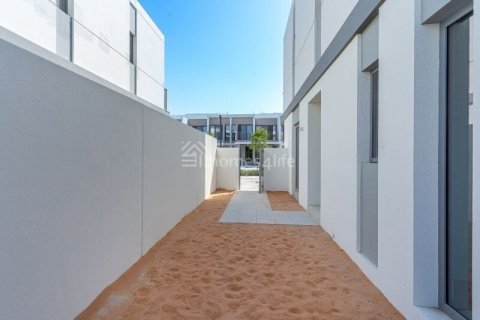 Villa itt: Tilal Al Ghaf, Dubai, EAE, 4 hálószoba, 219 m², azonosító: 738694 - fénykép 8