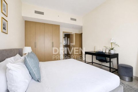 Apartment til salg i Downtown Dubai (Downtown Burj Dubai), Dubai, UAE 2 soveværelser, 101.17 kvm № 755662 - foto 9