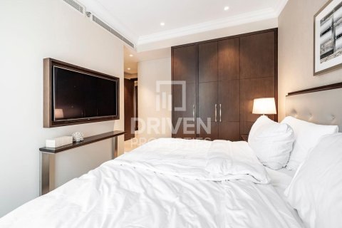 Müüa korter asukohaga Downtown Dubai (Downtown Burj Dubai), Dubai, AÜE: 2 magamistoaga, 134.8 m² Nr 755658 - pilt 6
