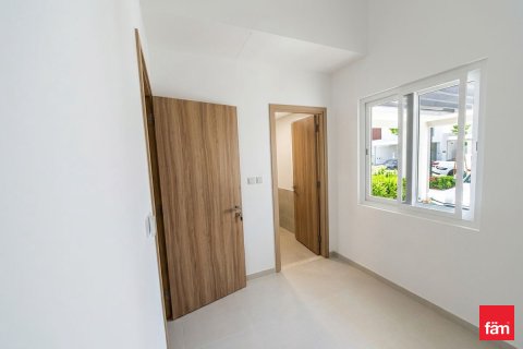 Vilă de închiriat în Dubai, EAU 3 dormitoare, 160.6 mp.  №713106 - poză 8