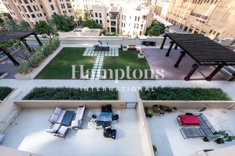 Apartment sa Downtown Dubai (Downtown Burj Dubai), UAE 2 silid-tulugan, 120.05018563 sq.m. № 703254 - larawan 22