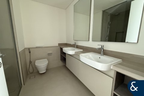 Villa til leie i Mudon, Dubai, Emiratene 3 soverom, 251 kvm Nr. 671347 - Foto 16