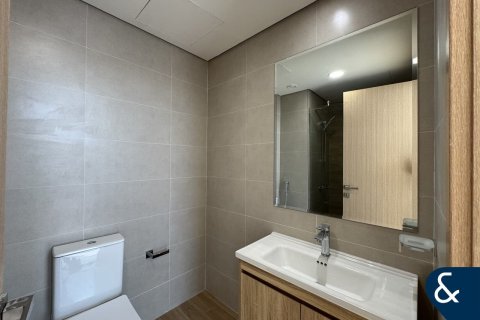 Casa urbana para arrendamento em Dubai Land, Dubai, EAU 3 quartos, 142 m2 № 671350 - foto 15