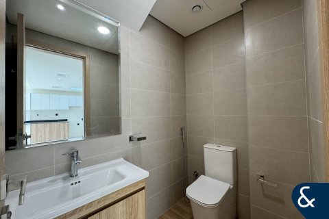 Casa urbana para arrendamento em Dubai Land, Dubai, EAU 3 quartos, 142 m2 № 671350 - foto 11