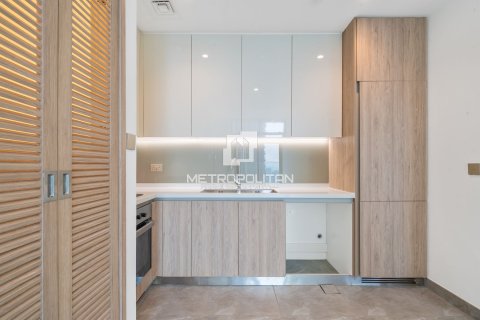 Lägenhet uthyres i Business Bay, Dubai, UAE 2 sovrum, 85 kvm Nr. 664720 - fotografi 6