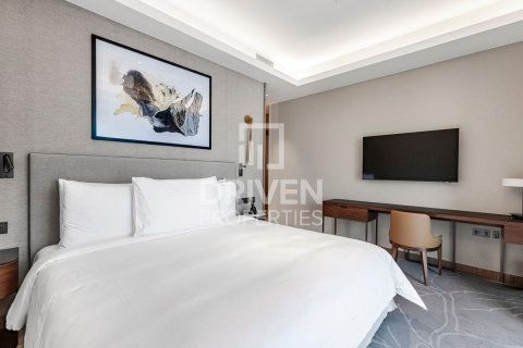 Appartement te koop in Downtown Dubai (Downtown Burj Dubai), Dubai, VAE 2 slaapkamers, 113.99 vr.m., nr 755646 - foto 6
