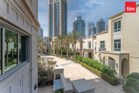 Dubai Marina, UAE의 임대용 아파트 침실 3개, 216.1제곱미터 번호 764030 - 사진 26