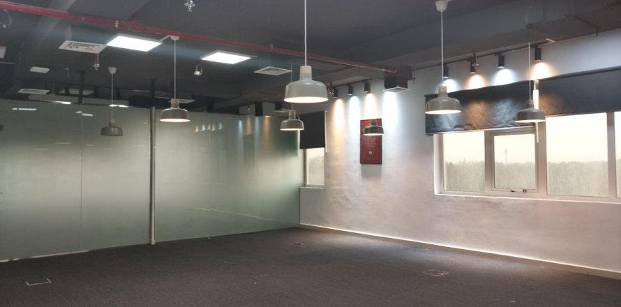 Ured u gradu Dubai, UAE 157.9 m2 Br. 647798