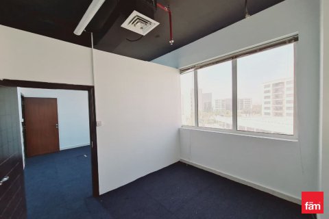 Dubai, UAE의 사무실 162.4제곱미터 번호 647798