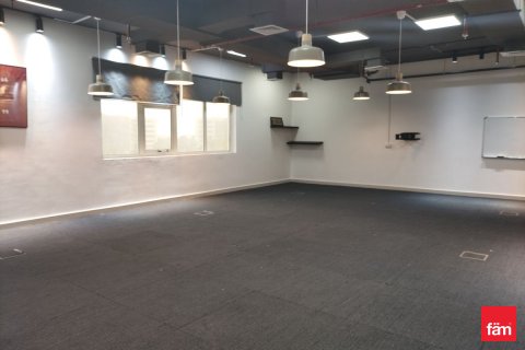 Oficiu de închiriat în Dubai, EAU 157.9 mp.  №647798 - poză 1