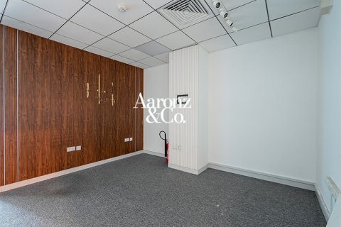 Üürile anda kontor asukohaga Business Bay, Dubai, AÜE: 112 m² Nr 719358 - pilt 4