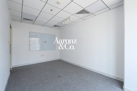 Üürile anda kontor asukohaga Business Bay, Dubai, AÜE: 112 m² Nr 719358 - pilt 10