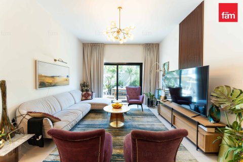 Vila di Dubai, UEA 3 kamar tidur, 157.5 m2 nomor 719401 - foto 2
