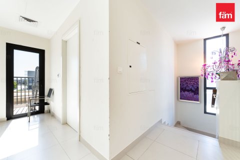 Vila di Dubai, UEA 3 kamar tidur, 157.5 m2 nomor 719401 - foto 14
