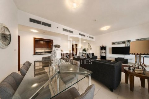 Apartment in Jumeirah Beach Residence, Dubai, UAE 2 bedrooms, 151.9 sq.m. № 765571 - photo 6