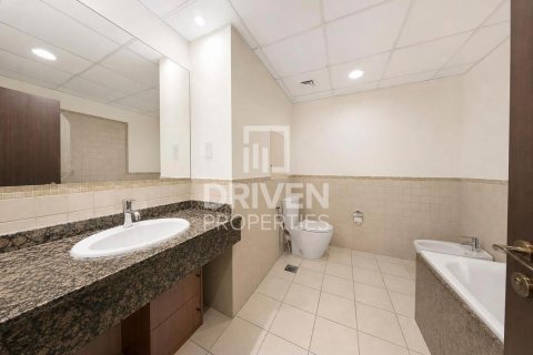 Apartment in Jumeirah Beach Residence, Dubai, UAE 2 bedrooms, 151.9 sq.m. № 765571 - photo 15