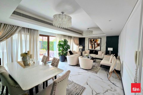 Villa sa Meydan, Dubai, UAE 4 silid-tulugan, 218 sq.m. № 708469 - larawan 7
