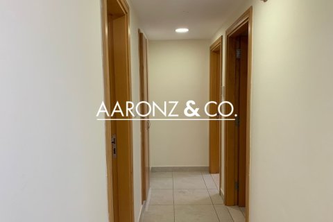 Apartament na sprzedaż w Jumeirah Lake Towers, Dubai, ZEA 2 sypialnie, 88.3 mkw., nr 670542 - zdjęcie 4