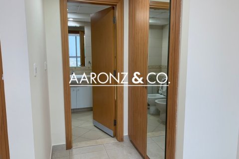 Apartament na sprzedaż w Jumeirah Lake Towers, Dubai, ZEA 2 sypialnie, 88.3 mkw., nr 670542 - zdjęcie 9