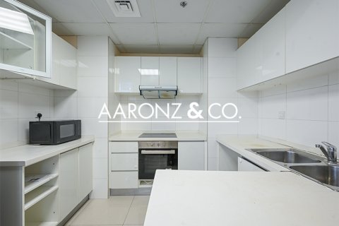 Byt v Dubai Marina, SAE 3 ložnice, 115.7 m² Č.: 670545 - fotografie 12