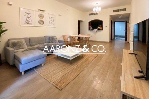 Apartamento en venta en Jumeirah Lake Towers, Dubai, EAU 2 dormitorios, 212 m2 № 670543 - foto 2