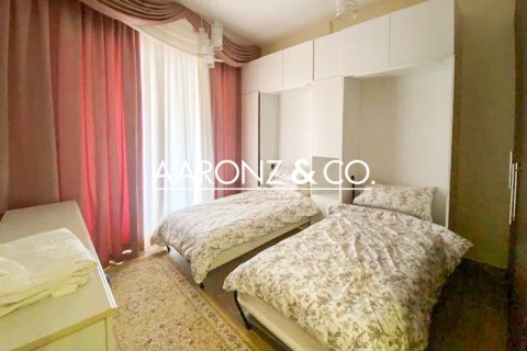 Apartamento en venta en Jumeirah Lake Towers, Dubai, EAU 2 dormitorios, 212 m2 № 670543 - foto 7