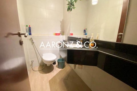 Apartamento en venta en Jumeirah Lake Towers, Dubai, EAU 2 dormitorios, 212 m2 № 670543 - foto 12