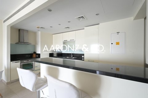 Byt v Jumeirah Lake Towers, Dubai, SAE 2 ložnice, 120.5 m² Č.: 670544 - fotografie 11