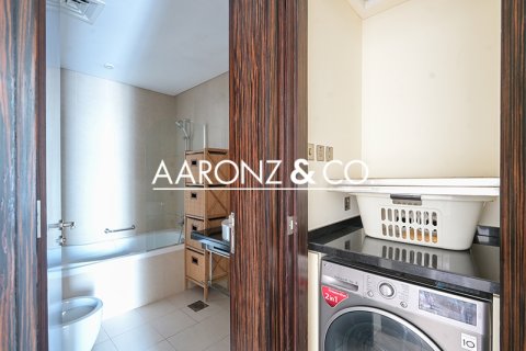 Byt v Jumeirah Lake Towers, Dubai, SAE 2 ložnice, 120.5 m² Č.: 670544 - fotografie 8