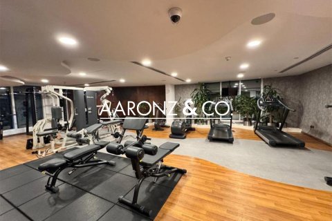 Apartamento en venta en Jumeirah Lake Towers, Dubai, EAU 2 dormitorios, 160 m2 № 670546 - foto 9