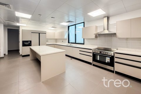 Villa en alquiler en Al Barari, Dubai, EAU 5 dormitorios, 1212.66 m2 № 758860 - foto 10