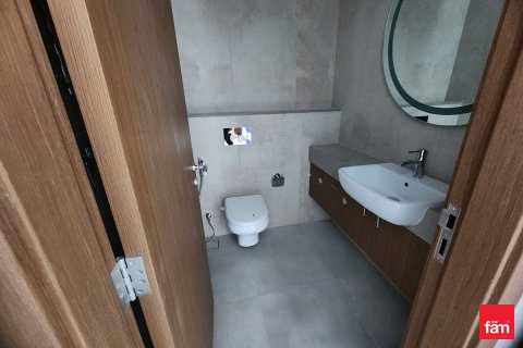 Appartamento in vendita a Dubai Studio City, Dubai, EAU 2 camere da letto, 156.1 mq. № 652089 - foto 11