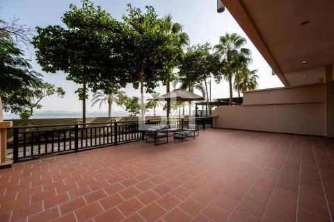 Suite in affitto a Palm Jumeirah, Dubai, EAU 2 camere da letto, 142 mq. № 643485 - foto 17