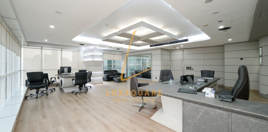 Kancelária v Jumeirah Lake Towers, Dubai, SAE 252 m2 č. 766649