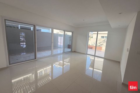 Řadový dům v Dubai, SAE 3 ložnice, 215.7 m² Č.: 687502 - fotografie 6
