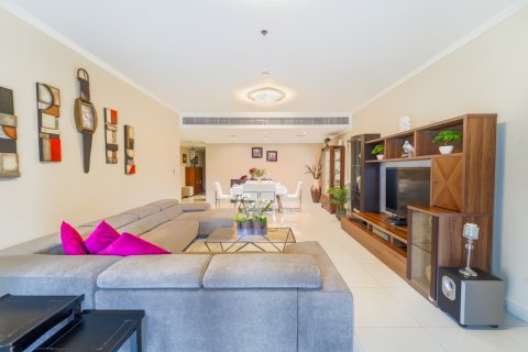 Lägenhet till försäljning i Jumeirah Islands, Dubai, UAE 2 sovrum, 179 kvm Nr. 707795 - fotografi 5
