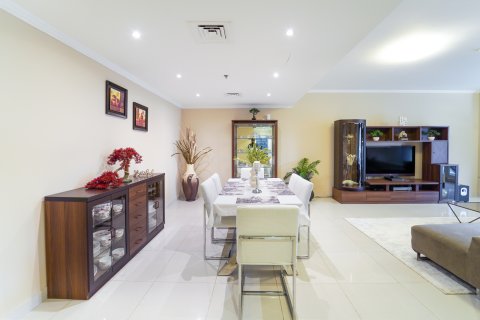 Lägenhet till försäljning i Jumeirah Islands, Dubai, UAE 2 sovrum, 179 kvm Nr. 707795 - fotografi 7