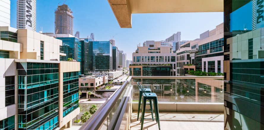 Appartamento a Business Bay, Dubai, EAU 1 camera da letto, 123 mq. № 707798