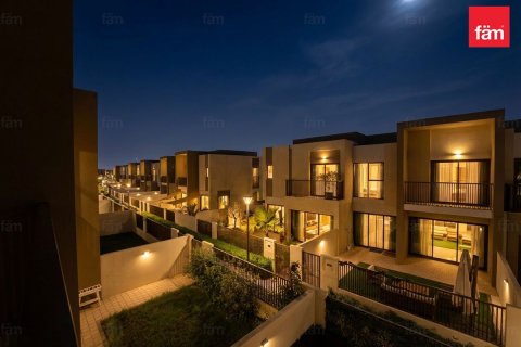 Rumah bandar di Dubai, UAE 3 bilik tidur, 164.4 meter persegi № 668993 - foto 25